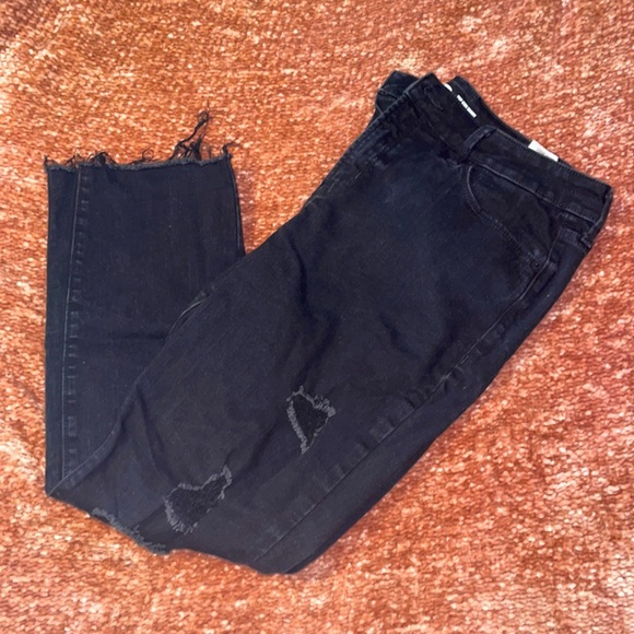 Old Navy Pop Icon Skinny High Rise Ripped Black Jeans Women’s 14P - Picture 2 of 4